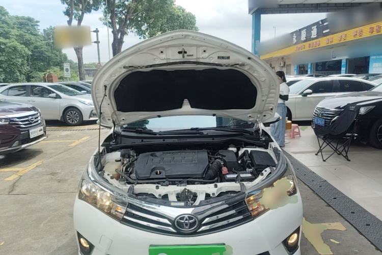 Used Toyota Corolla 2017 1.6L CVT GL Engine Bay