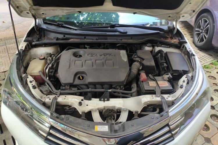 Used Toyota Corolla 2017 1.6L CVT GL Engine Bay