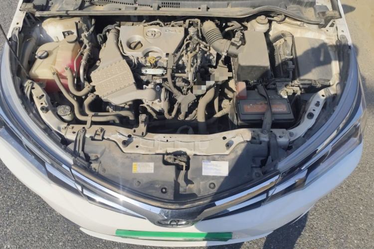 Used Toyota Corolla 2017 Revised Version 1.2T S-CVT GL Engine Bay