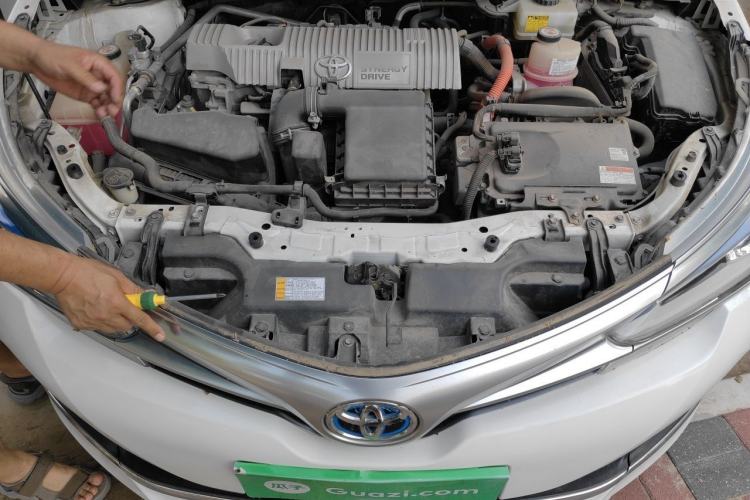 Used Toyota Corolla 2017 Revised Dual-Engine 1.8L E-CVT Leading Edition Engine Bay