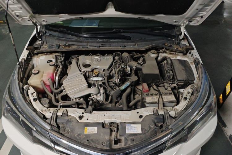 Used Toyota Corolla 2017 Revised Version 1.2T S-CVT GL Engine Bay