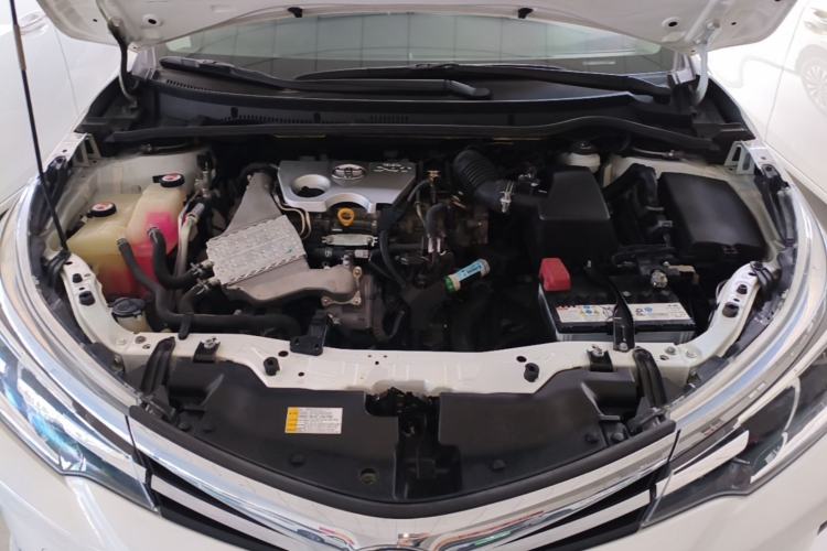 Used Toyota Corolla 2017 Revised Version 1.2T S-CVT GL-i Engine Bay