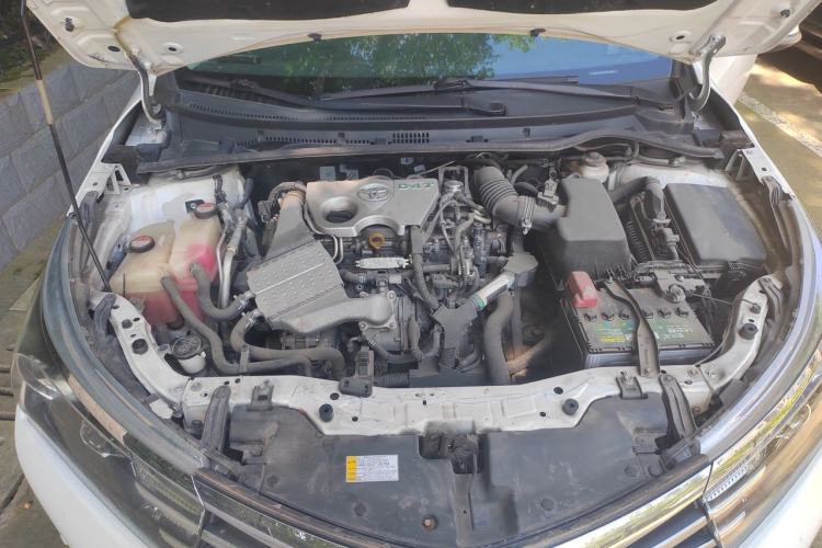 Used Toyota Corolla 2017 1.2T CVT GL Engine Bay