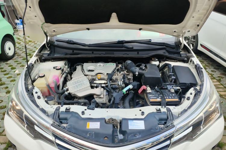 Used Toyota Corolla 2017 Revised Version 1.2T S-CVT GL-i Engine Bay