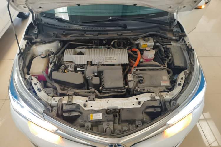 Used Toyota Corolla 2017 Revised Dual-Engine 1.8L E-CVT Elite Edition Engine Bay