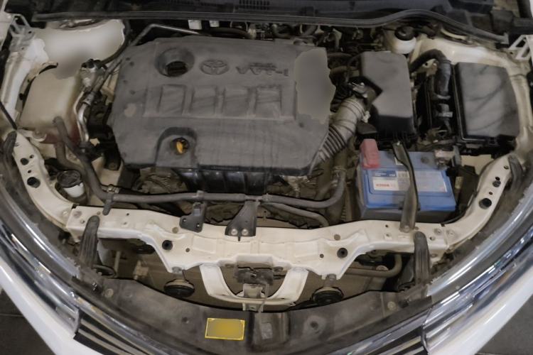 Used Toyota Corolla 2017 1.6L CVT GL Engine Bay