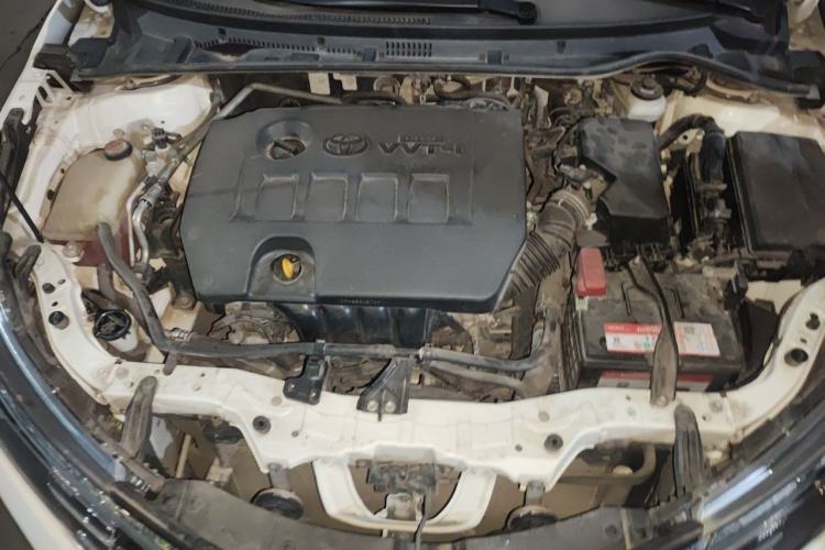 Used Toyota Corolla 2017 1.6L CVT GL Engine Bay