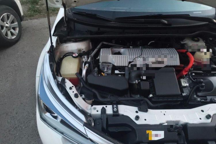 Used Toyota Corolla 2017 Revised Dual-Engine 1.8L E-CVT Elite Edition Engine Bay Right