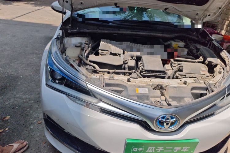 Used Toyota Corolla 2017 Revised Dual-Engine 1.8L E-CVT Elite Edition Engine Bay Right