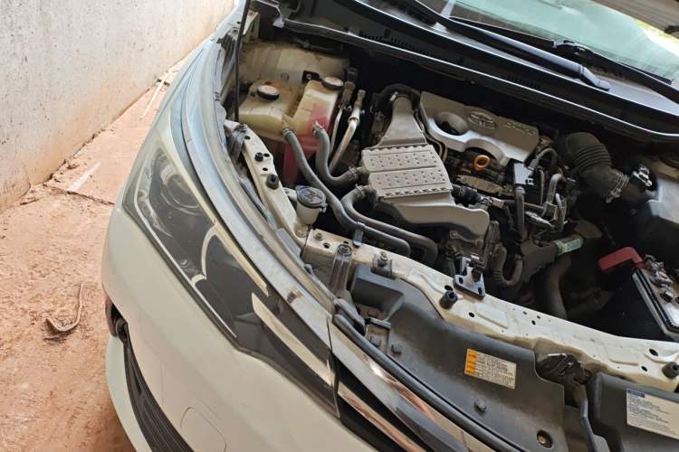 Used Toyota Corolla 2017 Revised Version 1.2T S-CVT GL Engine Bay Right