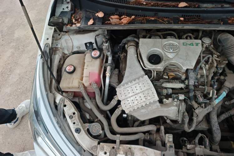 Used Toyota Corolla 2017 Revised Version 1.2T S-CVT GL Engine Bay Right
