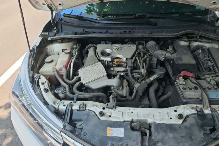 Used Toyota Corolla 2017 1.2T Manual GL Engine Bay Right