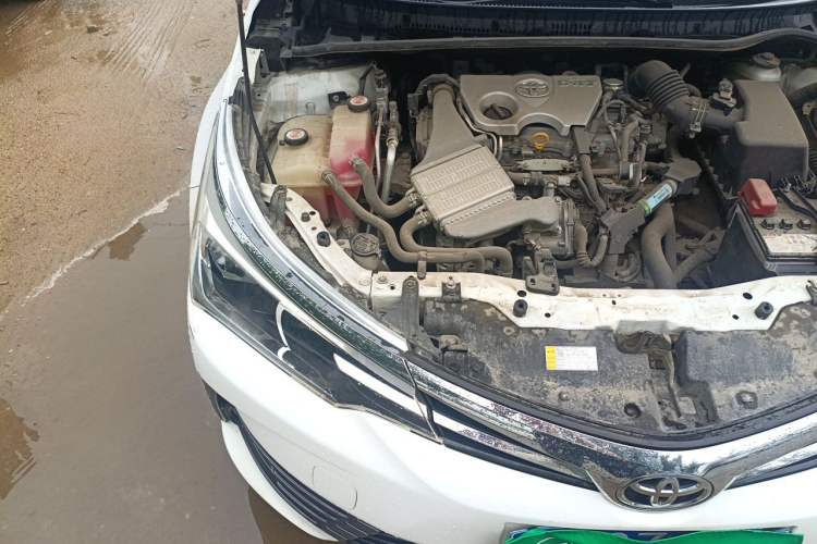 Used Toyota Corolla 2017 Revised Version 1.2T S-CVT GL-i Engine Bay Right