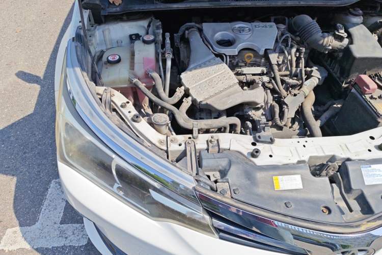 Used Toyota Corolla 2017 Revised Version 1.2T S-CVT GL Engine Bay Right