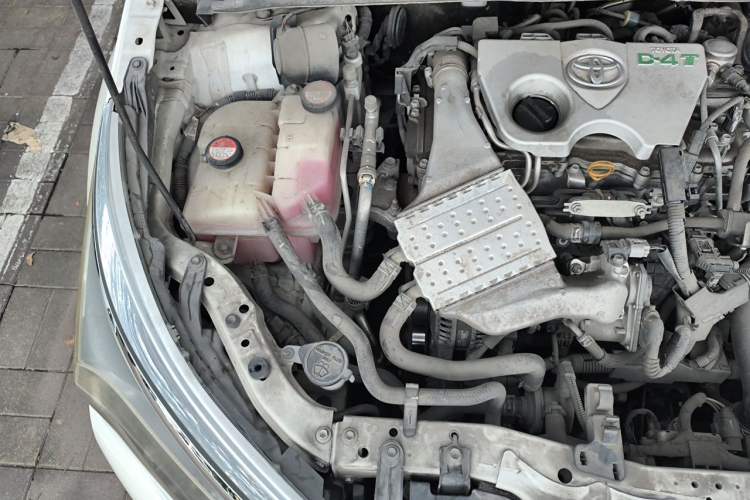 Used Toyota Corolla 2017 1.2T CVT GL-i Engine Bay Right