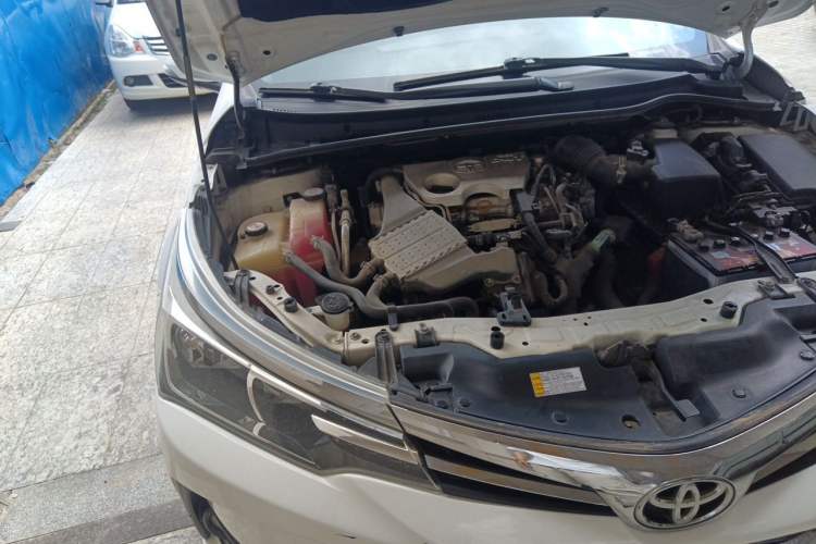 Used Toyota Corolla 2017 Revised Version 1.2T S-CVT GL Engine Bay Right
