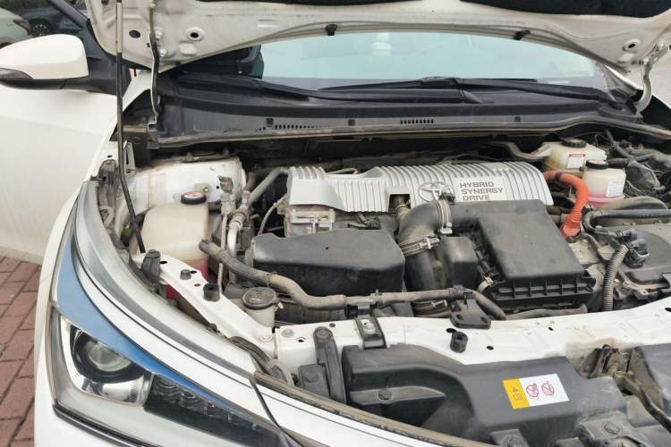 Used Toyota Corolla 2017 Revised Dual-Engine 1.8L E-CVT Leading Edition Engine Bay Right