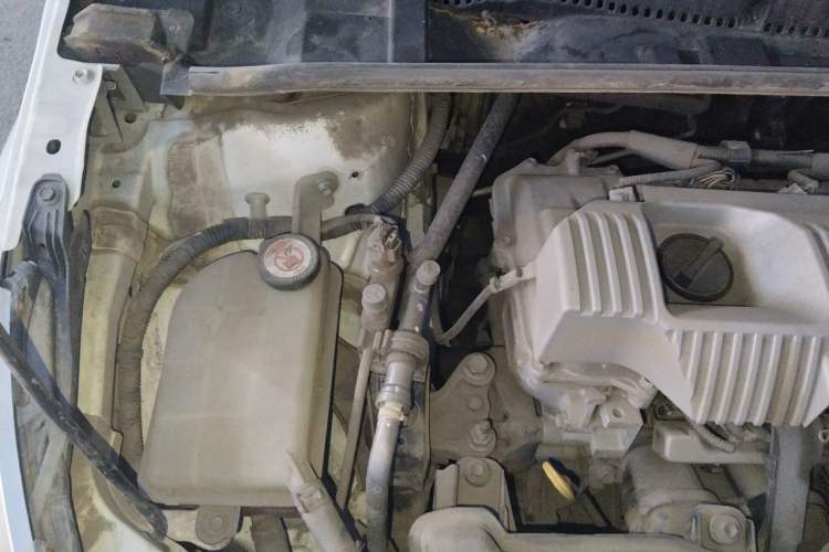 Used Toyota Corolla 2017 Revised Dual-Engine 1.8L E-CVT Elite Edition Engine Bay Right