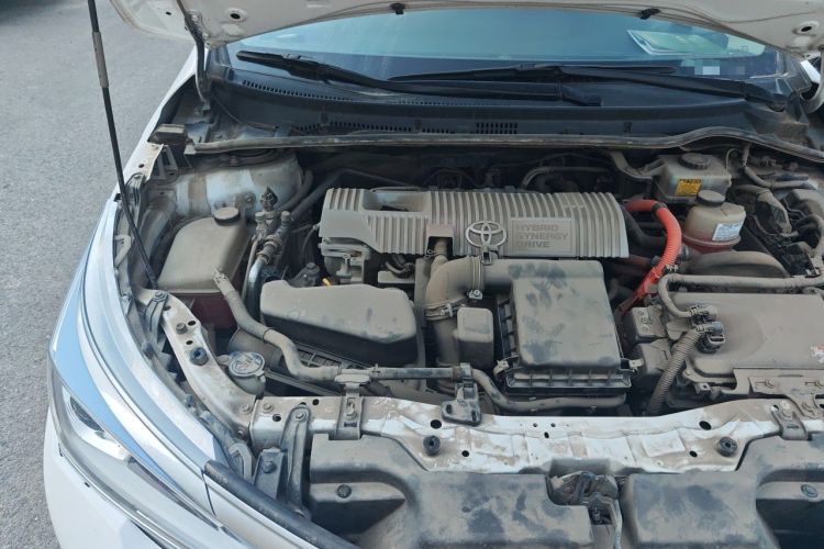 Used Toyota Corolla 2017 Revised Dual-Engine 1.8L E-CVT Elite Edition Engine Bay Right