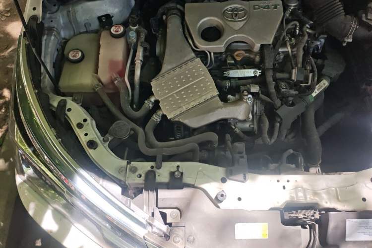 Used Toyota Corolla 2017 Revised Version 1.2T S-CVT GL-i Engine Bay Right