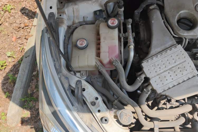 Used Toyota Corolla 2017 Revised Version 1.2T S-CVT GL-i Engine Bay Right