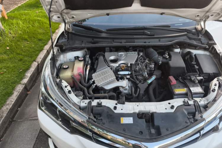Used Toyota Corolla 2017 Revised Version 1.2T S-CVT GL Engine Bay Right