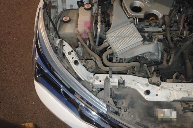 Used Toyota Corolla 2017 Revised Version 1.2T S-CVT GL Engine Bay Right