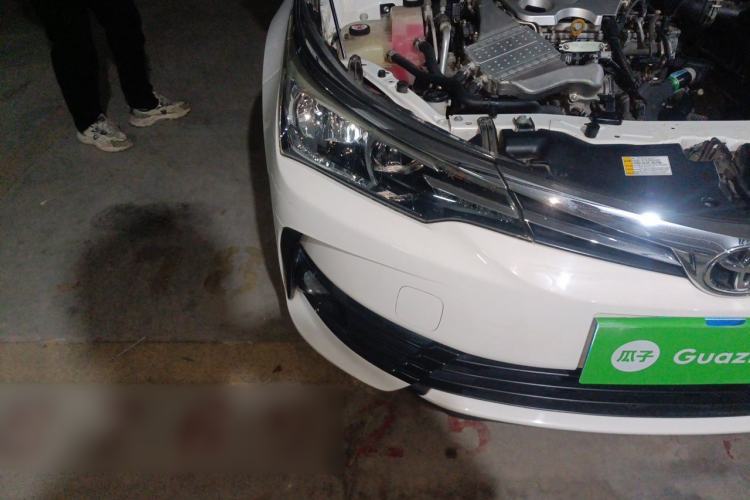 Used Toyota Corolla 2017 1.2T CVT GL Engine Bay Right