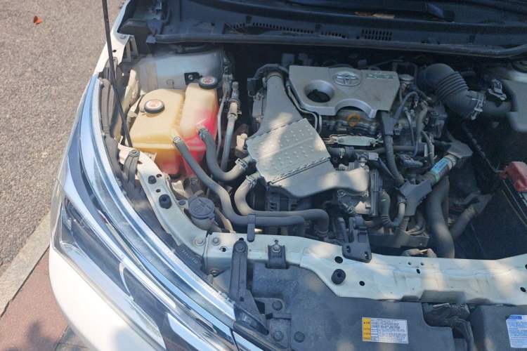 Used Toyota Corolla 2017 Revised Version 1.2T S-CVT GL Engine Bay Right