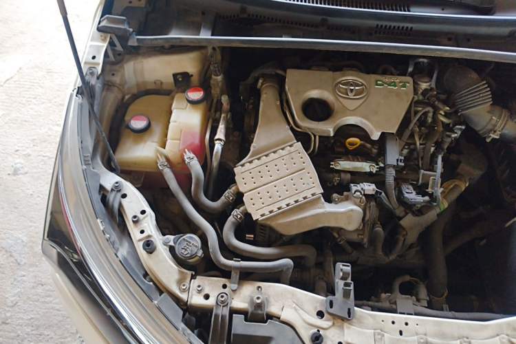 Used Toyota Corolla 2017 1.2T CVT GL Engine Bay Right