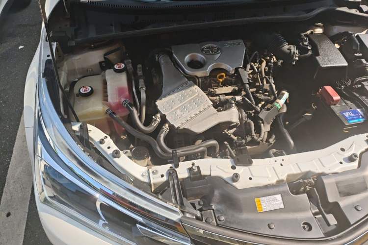 Used Toyota Corolla 2017 Revised Version 1.2T S-CVT GL-i Engine Bay Right