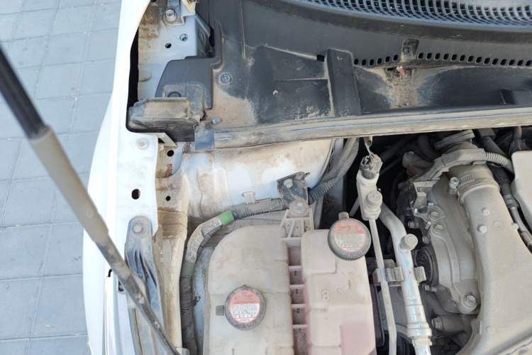Used Toyota Corolla 2017 1.2T Manual GL Engine Bay Right