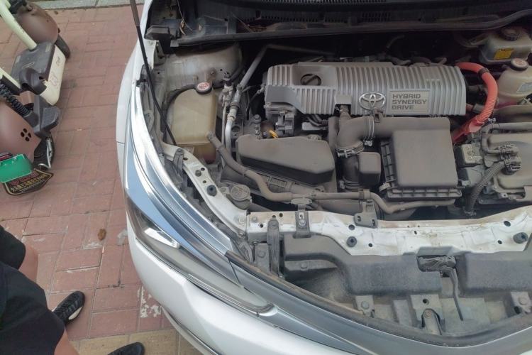 Used Toyota Corolla 2017 Revised Dual-Engine 1.8L E-CVT Elite Edition Engine Bay Right