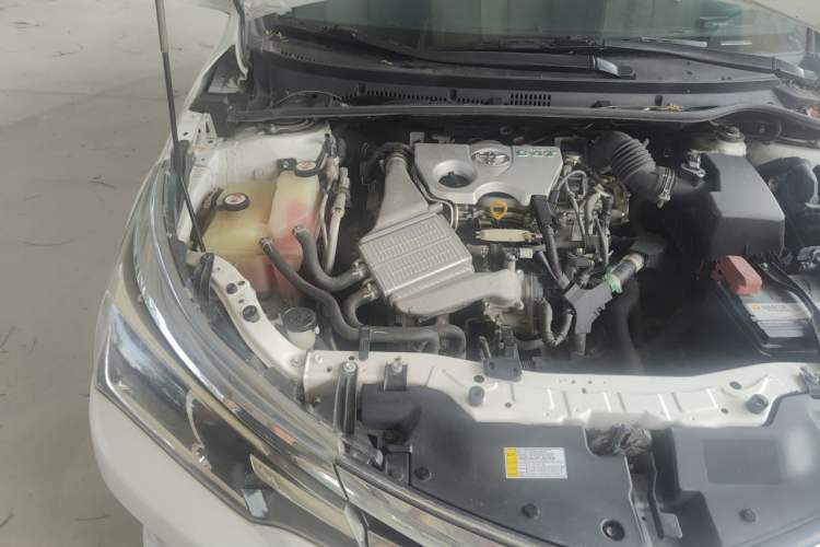 Used Toyota Corolla 2017 Revised Version 1.2T S-CVT GL-i Engine Bay Right