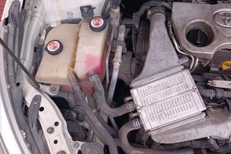 Used Toyota Corolla 2017 Revised Version 1.2T S-CVT GL Engine Bay Right