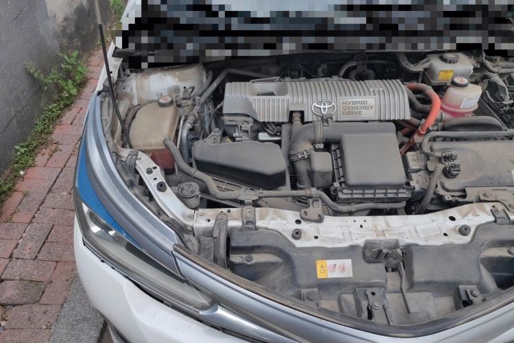 Used Toyota Corolla 2017 Revised Dual-Engine 1.8L E-CVT Leading Edition Engine Bay Right