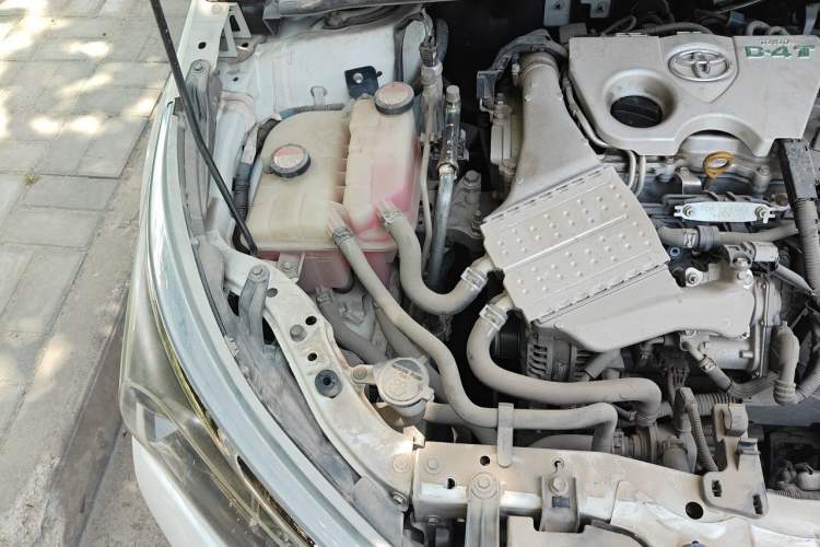 Used Toyota Corolla 2017 1.2T CVT GL Engine Bay Right