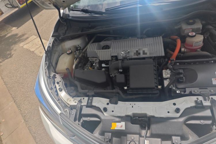 Used Toyota Corolla 2017 Revised Dual-Engine 1.8L E-CVT Leading Edition Engine Bay Right