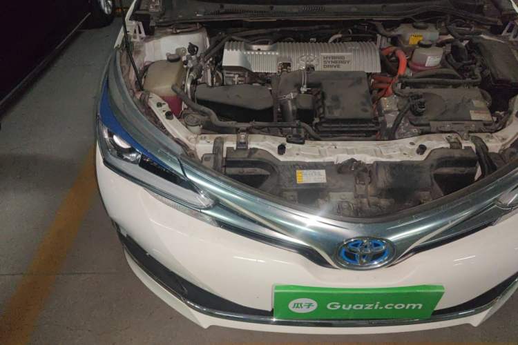 Used Toyota Corolla 2017 Revised Dual-Engine 1.8L E-CVT Elite Edition Engine Bay Right