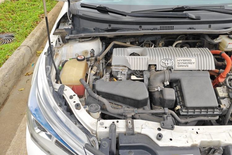 Used Toyota Corolla 2017 Revised Dual-Engine 1.8L E-CVT Leading Edition Engine Bay Right