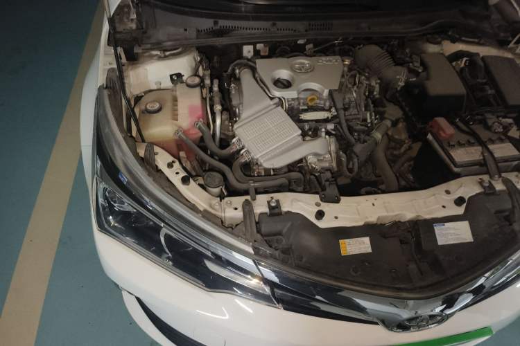 Used Toyota Corolla 2017 Revised Version 1.2T S-CVT GL-i Engine Bay Right