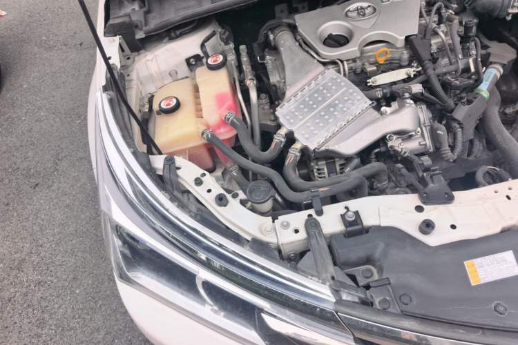 Used Toyota Corolla 2017 Revised Version 1.2T S-CVT GL Engine Bay Right
