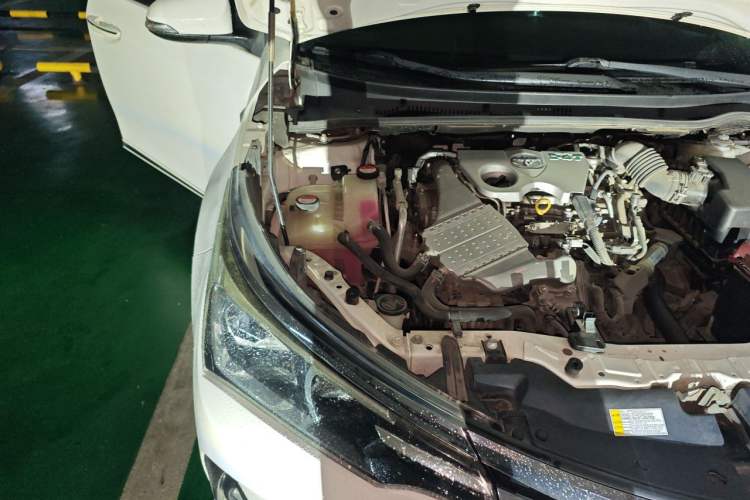 Used Toyota Corolla 2017 Revised Version 1.2T S-CVT GL-i Engine Bay Right