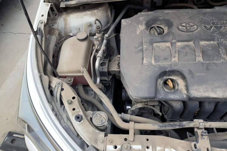 Used Toyota Corolla 2017 Revised Version 1.6L S-CVT GL Engine Bay Right