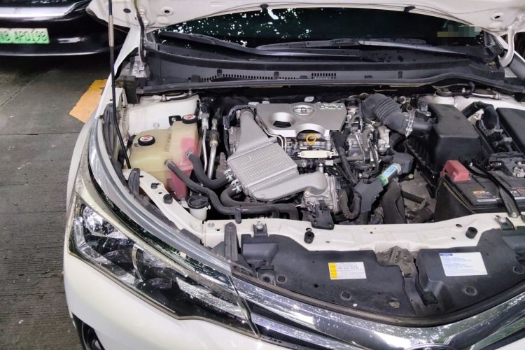 Used Toyota Corolla 2017 1.2T CVT GL-i Leather Edition Engine Bay Right