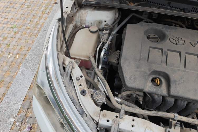 Used Toyota Corolla 2017 1.6L CVT GL Engine Bay Right