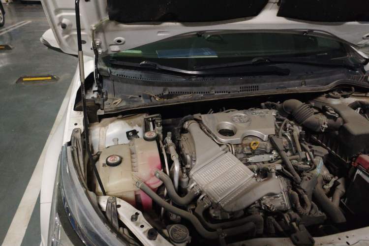 Used Toyota Corolla 2017 Revised Version 1.2T S-CVT GL Engine Bay Right