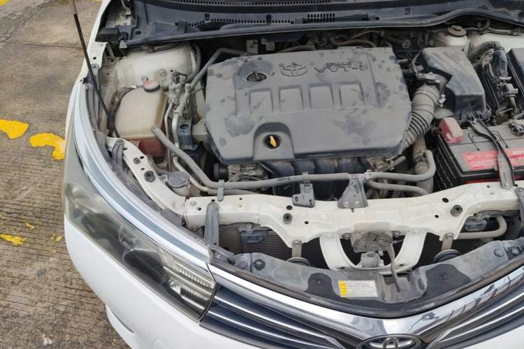 Used Toyota Corolla 2017 Revised Version 1.6L S-CVT GL Engine Bay Right
