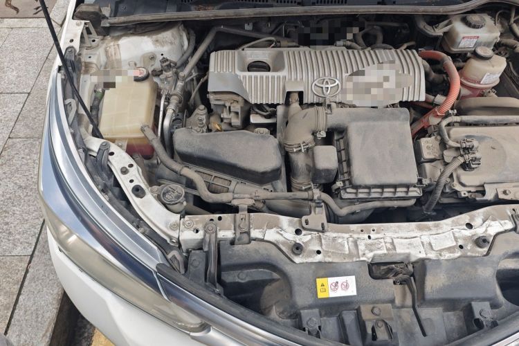 Used Toyota Corolla 2017 Revised Dual-Engine 1.8L E-CVT Leading Edition Engine Bay Right