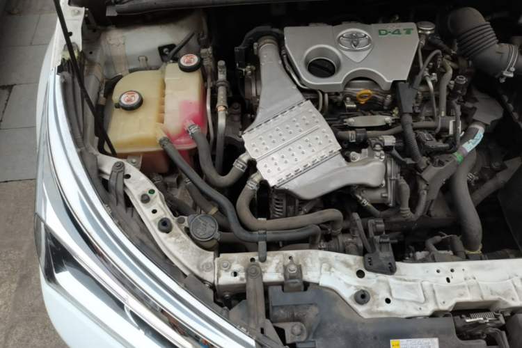 Used Toyota Corolla 2017 Revised Version 1.2T Manual GL-i Engine Bay Right